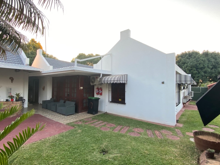 3 Bedroom Property for Sale in Protea Park North West